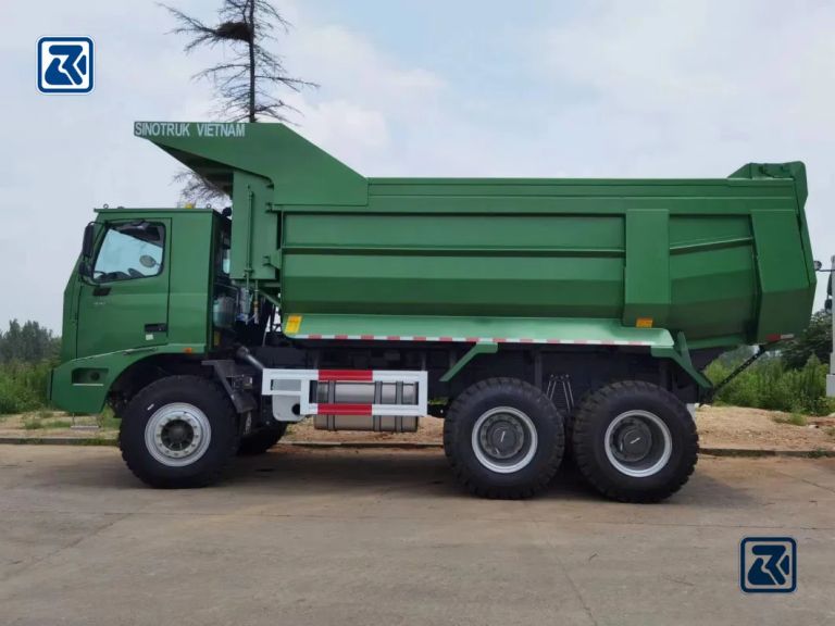 Вид сбоку на самосвал HOWO - HOWO Special Truck Ltd.