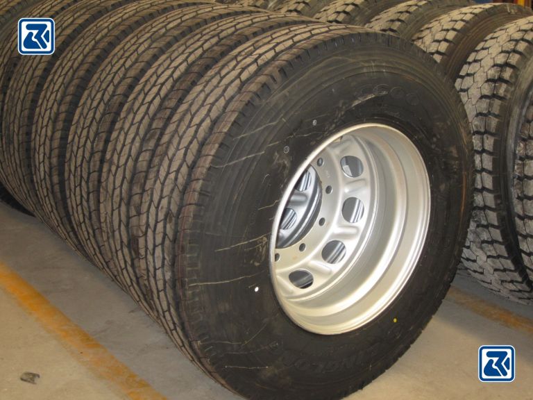 HOWO tanker tyre maintenance