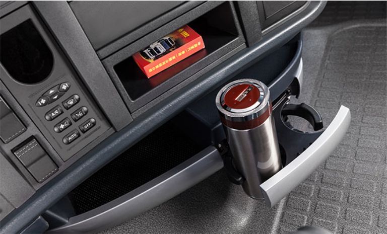 Conception d'une console pour les camions HOWO 